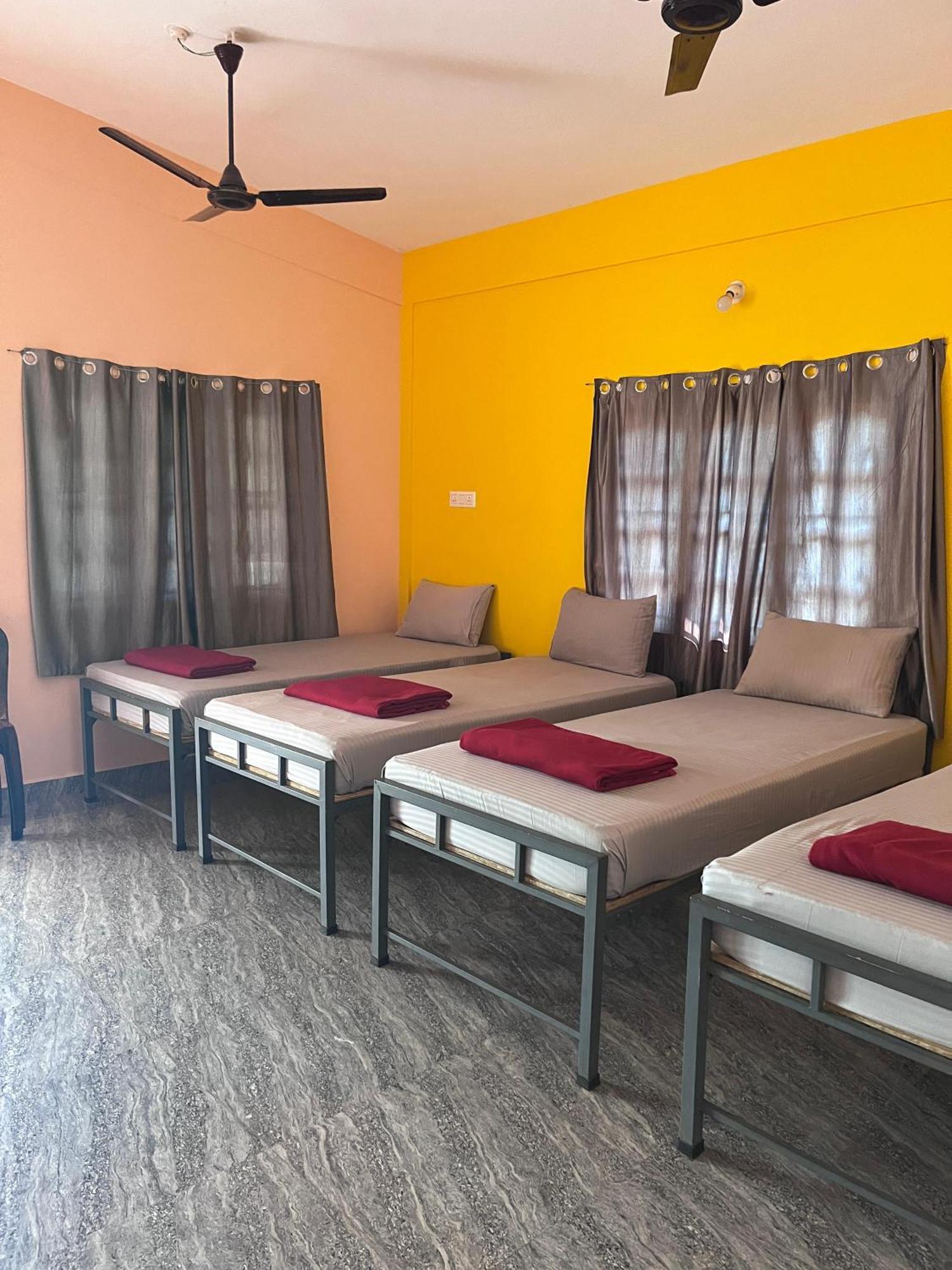 Hostelvk Gokarna ゴカルナ エクステリア 写真